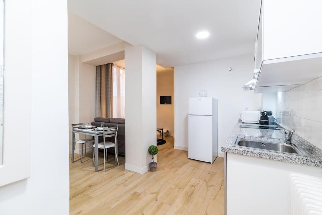 Apartamento Pedro Antonio Parking Gratis Granada Exterior foto